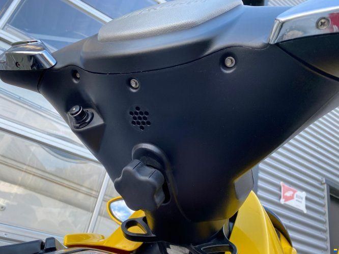 Sea-Doo RXT 215