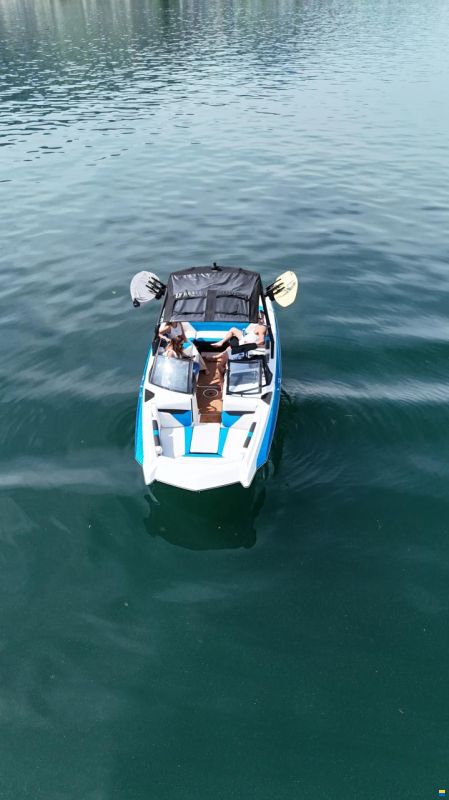 Axis A22 by Malibu