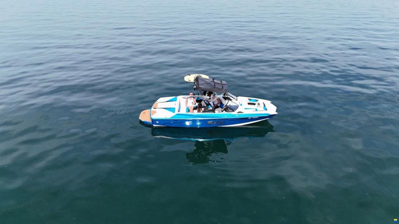 Axis A22 by Malibu