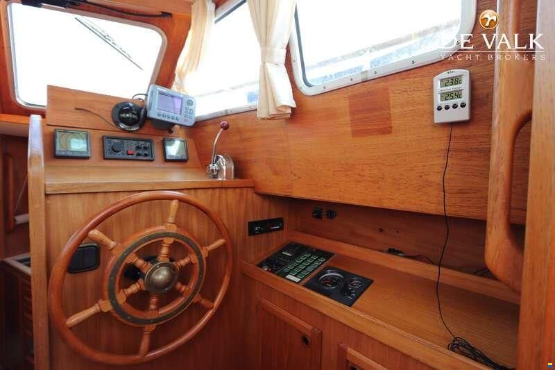 Nauticat 32