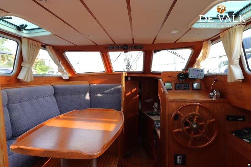 Nauticat 32