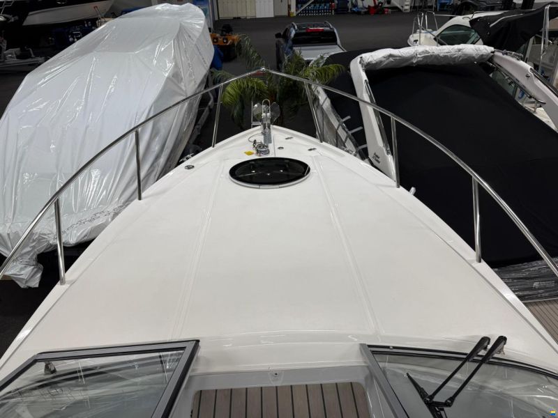 Regal 26 Express
