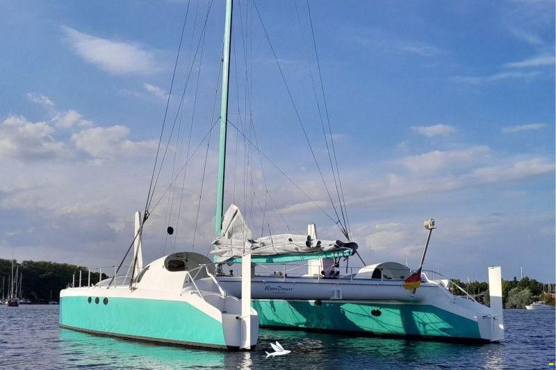 52 ONE OFF Performance Catamaran