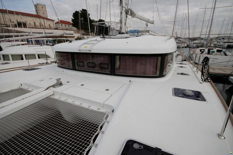 Lagoon 39