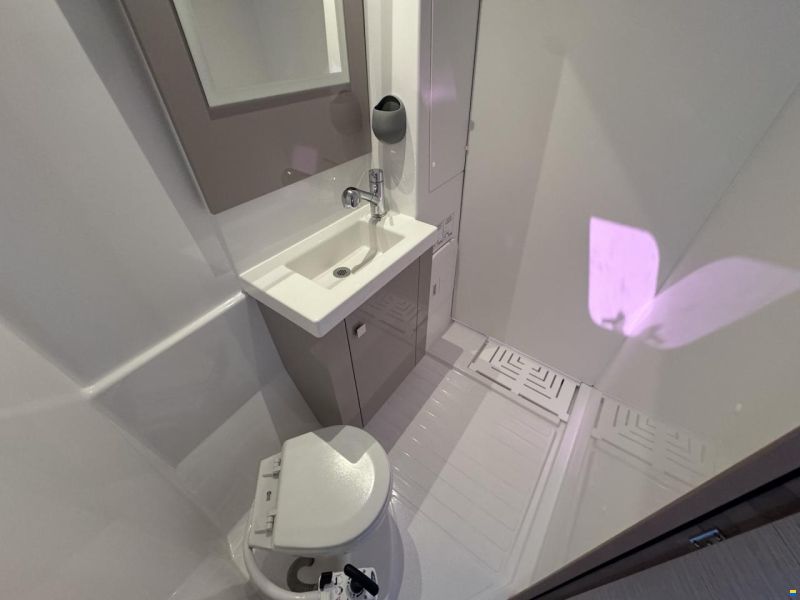 Fountaine Pajot ASTRÉA 42