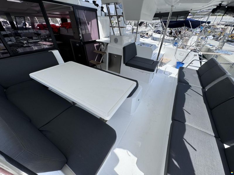 Fountaine Pajot ASTRÉA 42
