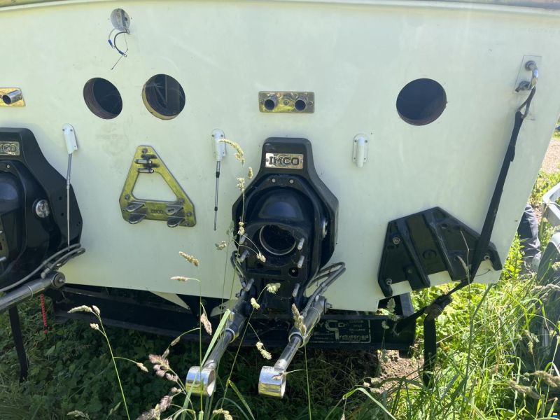 Cigarette 38 Top Gun