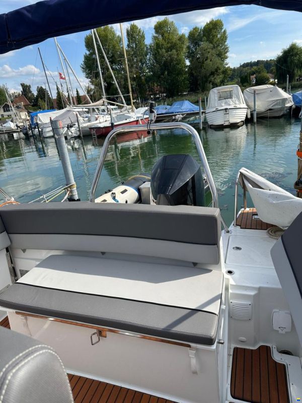 Jeanneau Cap Camarat WA 7.5, mit Platz