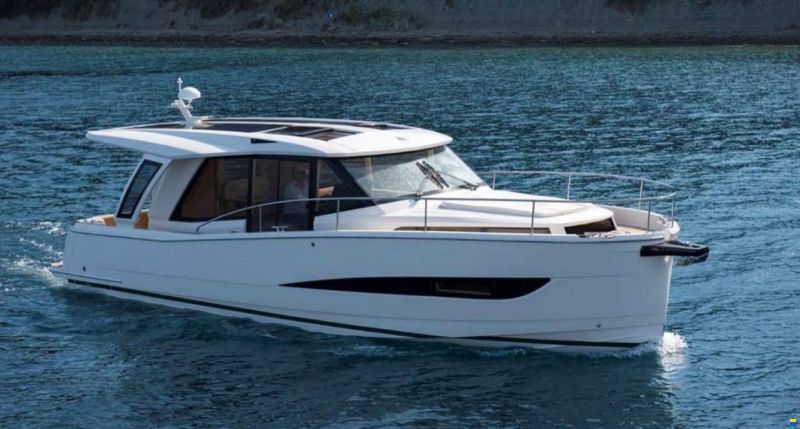 Greenline 39 H Hybrid