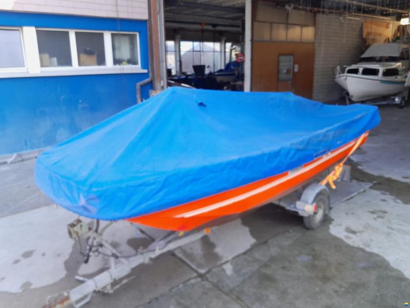 Hellas Boats Bora 16