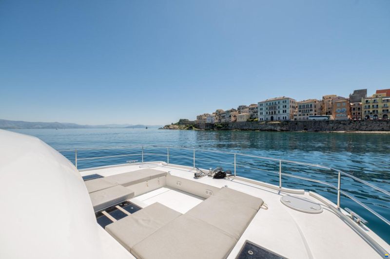 Fountaine Pajot MY 44