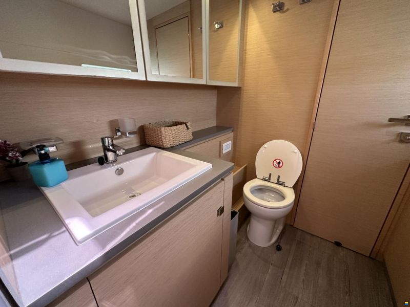 Fountaine Pajot MY 44