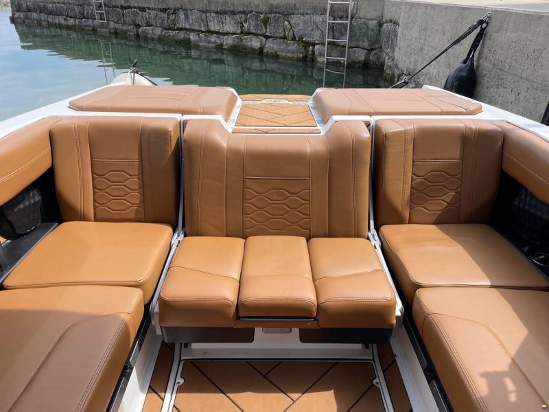 Malibu 23 LSV Wakesetter