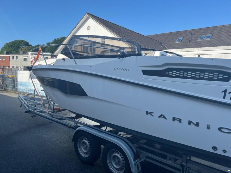 Karnic CS700 S Cabin Cruiser