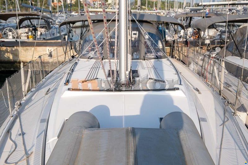 Bavaria C42