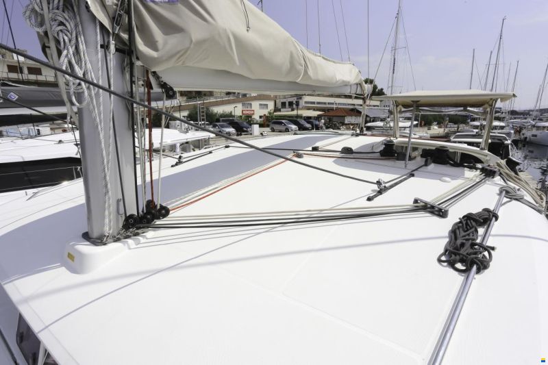 Lagoon 400