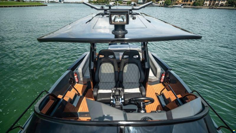 Grand Ocean 37