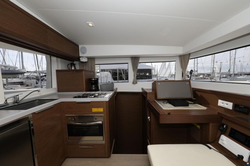 Lagoon 40