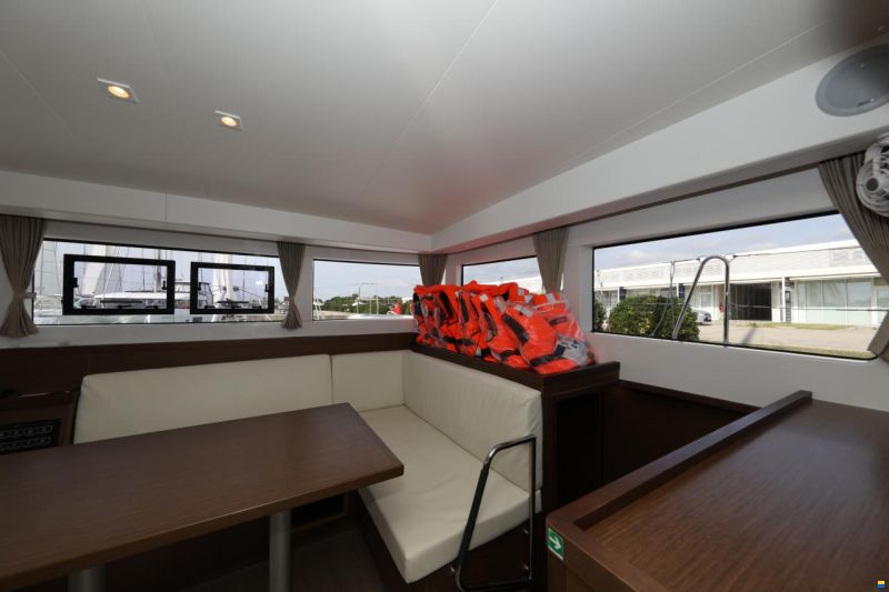 Lagoon 40