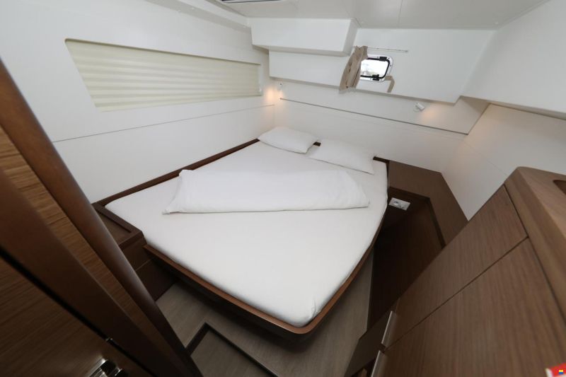 Lagoon 40