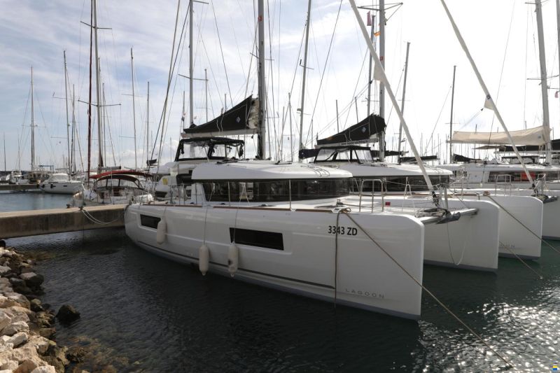Lagoon 40