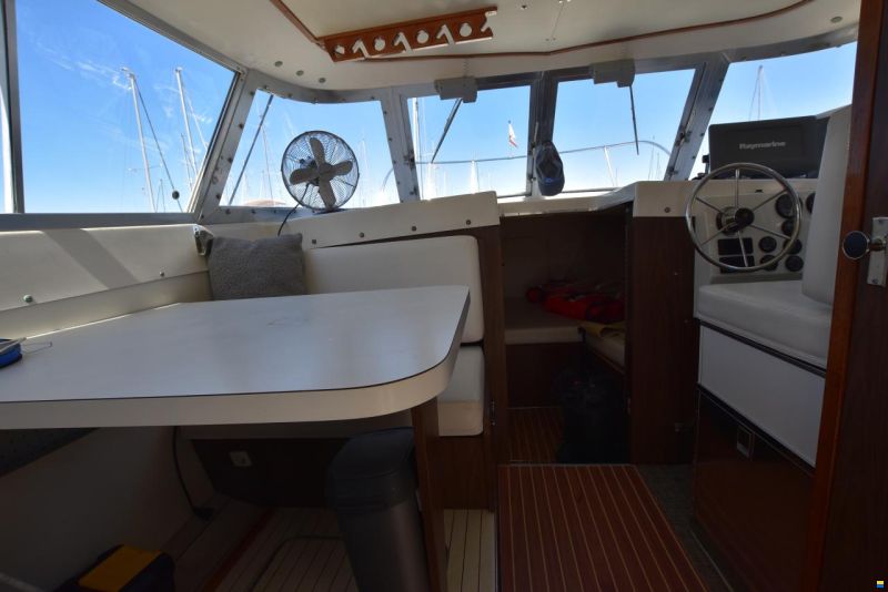 Bertram 31 FLY Cruiser