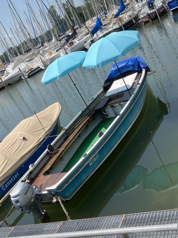 Staempfli Canot de pêche 640