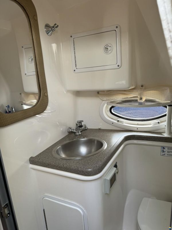 Rinker 280