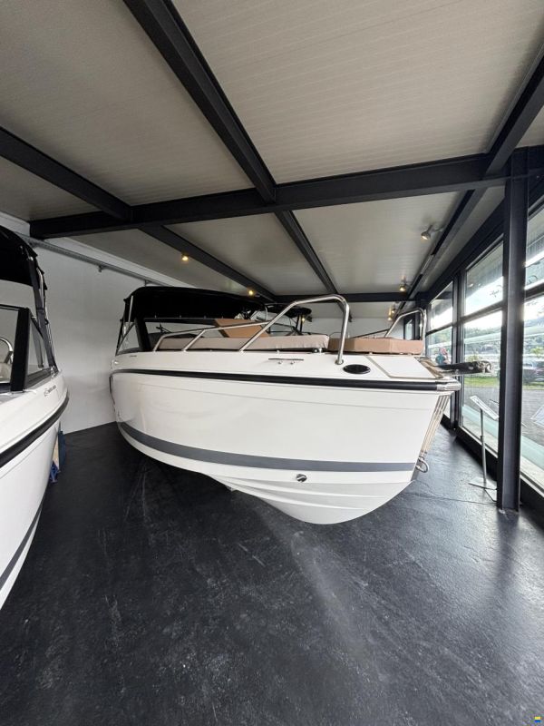 Quicksilver 675 Cruiser