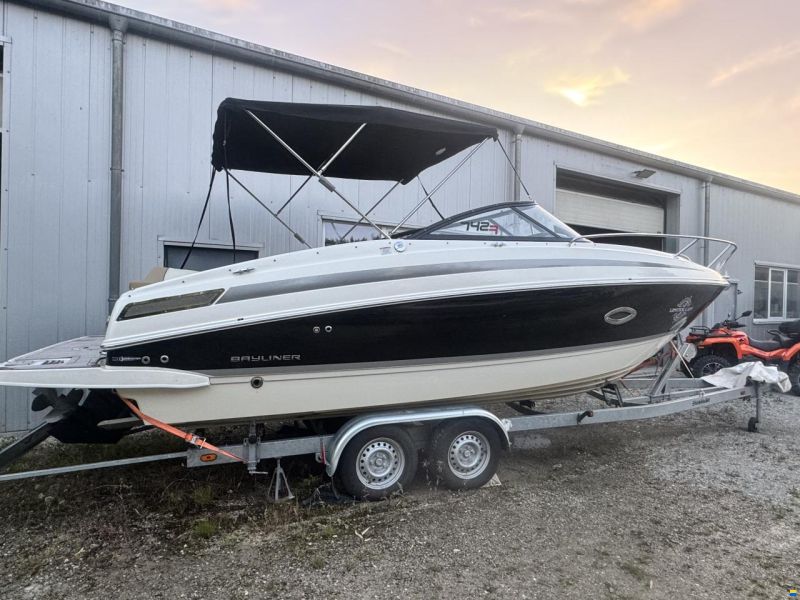 Bayliner 742R