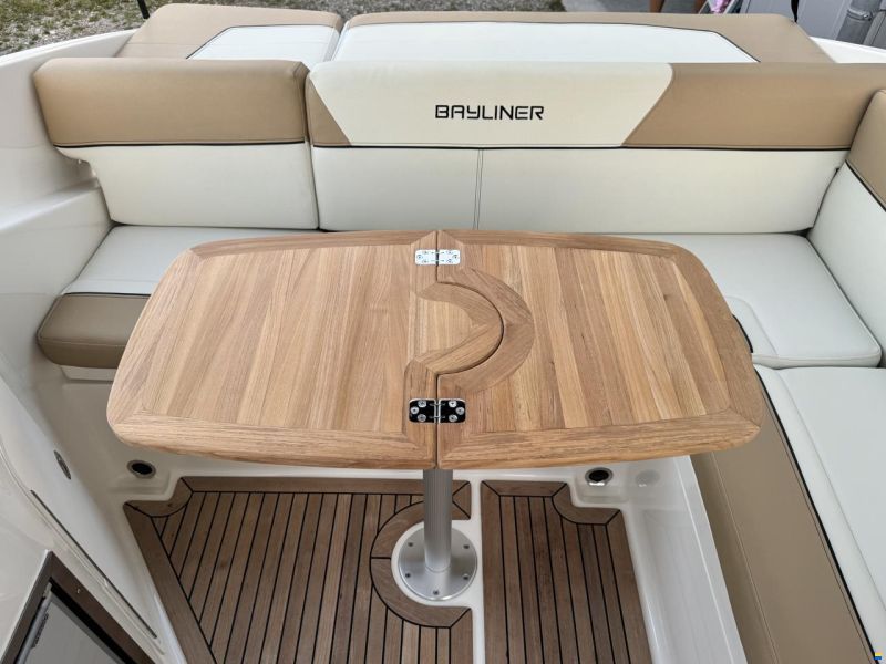 Bayliner 742R