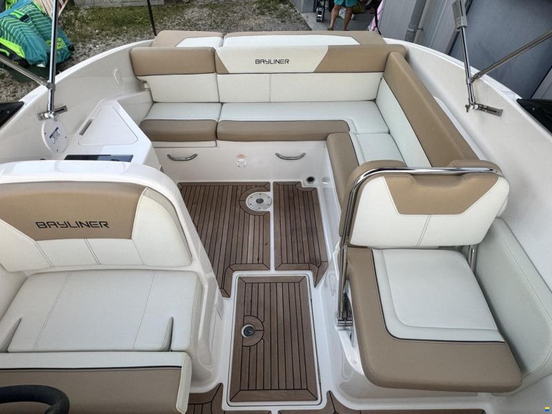 Bayliner 742R