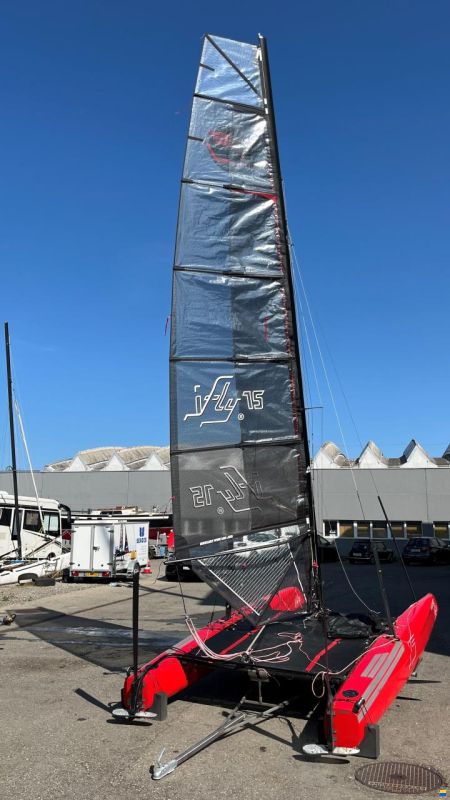 iFly 15 Foiling-Catamaran image