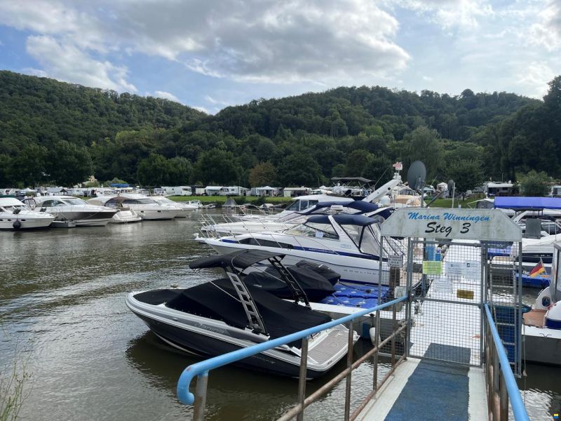 Bayliner AVANTI EXPRESS 3255