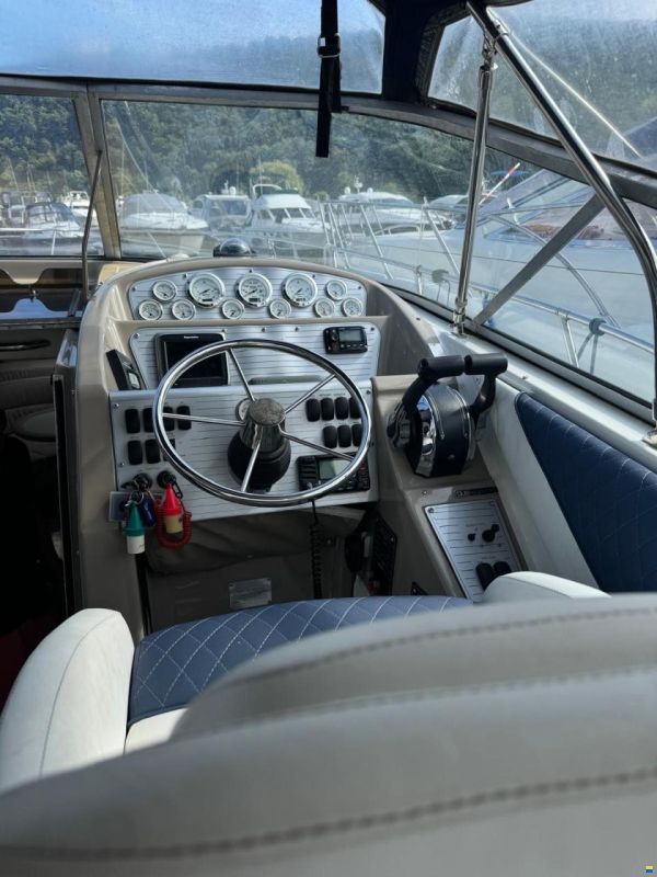 Bayliner Avanti Express 3255