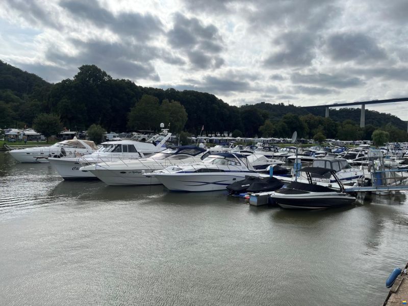 Bayliner AVANTI EXPRESS 3255