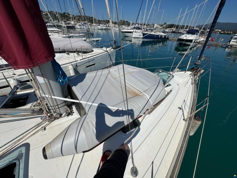 Beneteau Oceanis Clipper 411