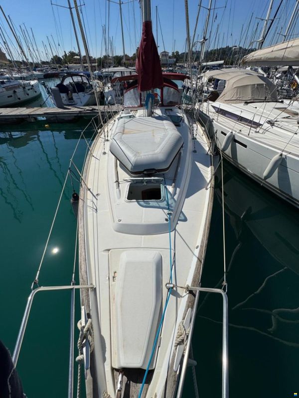 Beneteau Oceanis Clipper 411