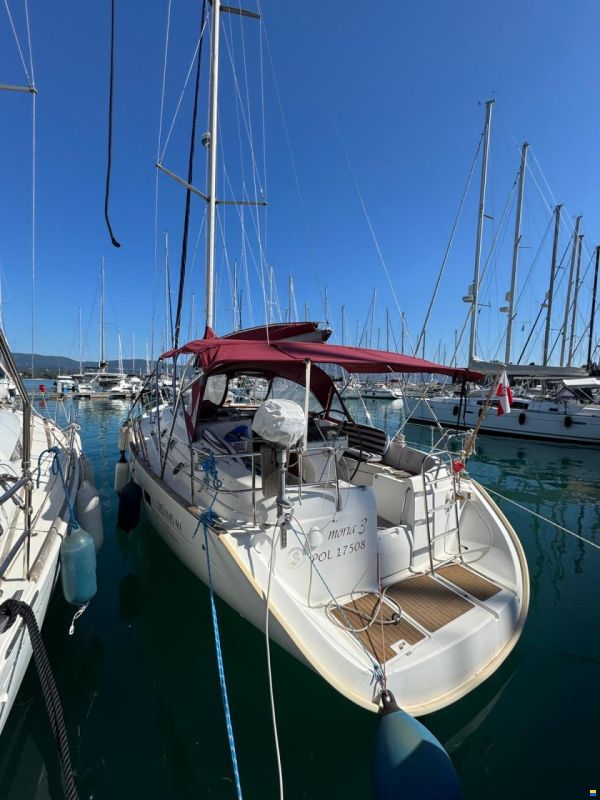Beneteau Oceanis Clipper 411