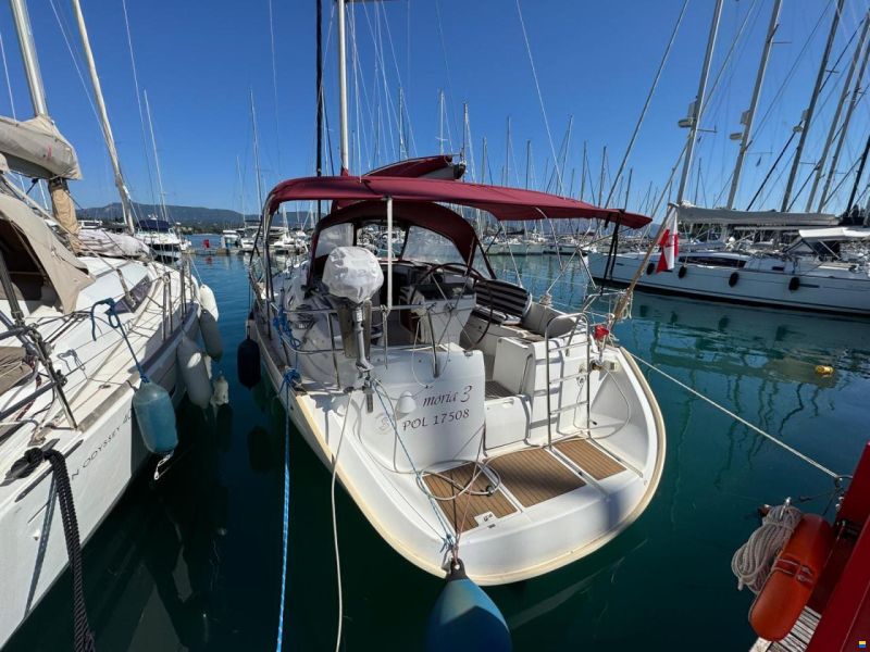 Beneteau Oceanis Clipper 411
