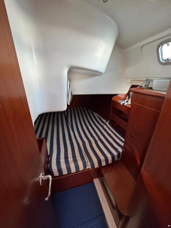 Beneteau Oceanis Clipper 411