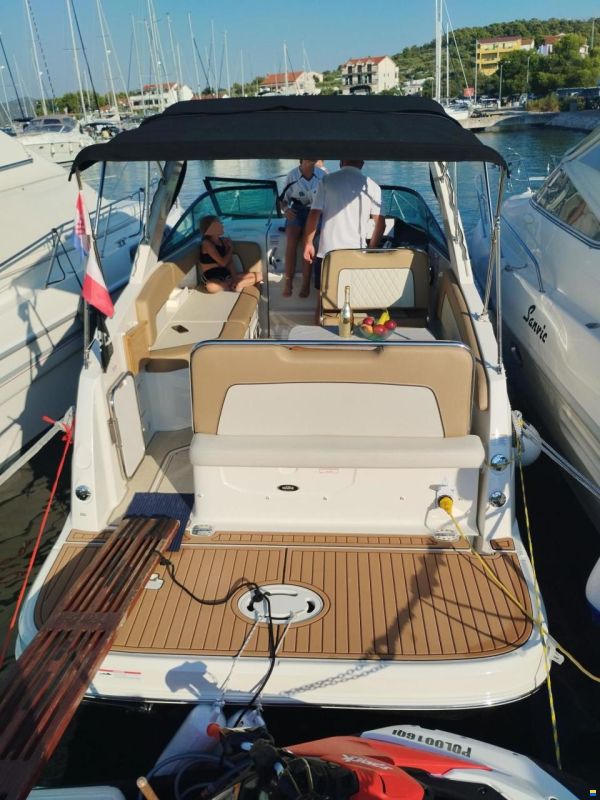 Bayliner 855 Cruiser