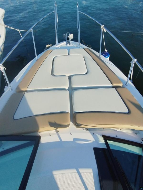 Bayliner 855 Cruiser