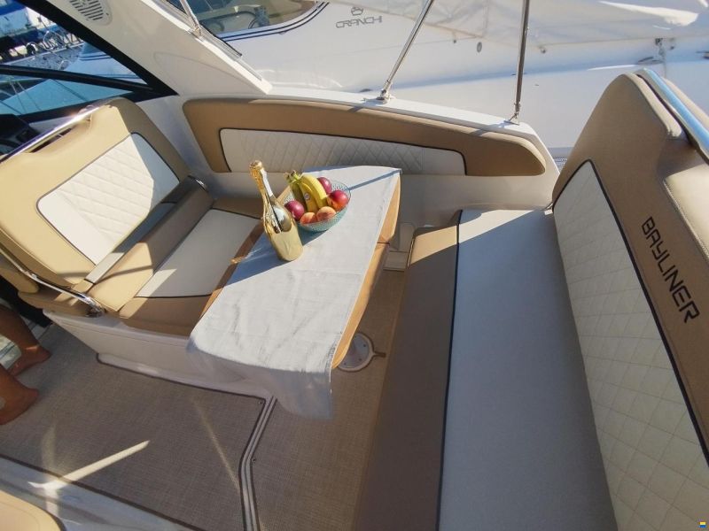 Bayliner 855 Cruiser