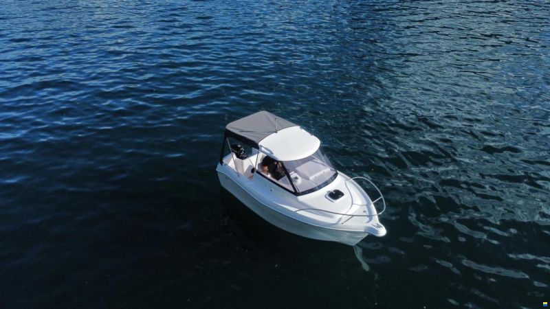 Cortina 480 Pilothouse