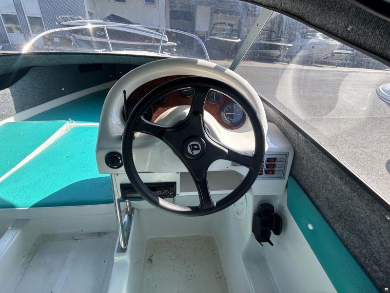 Quicksilver 485 Bora