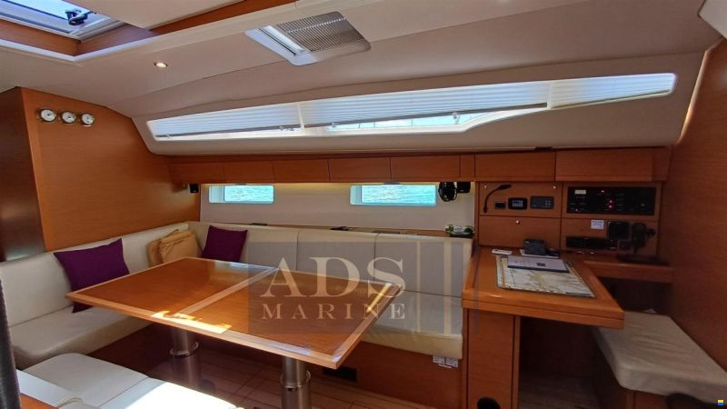 Jeanneau 54