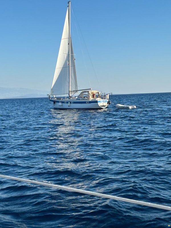 Hallberg-Rassy 38