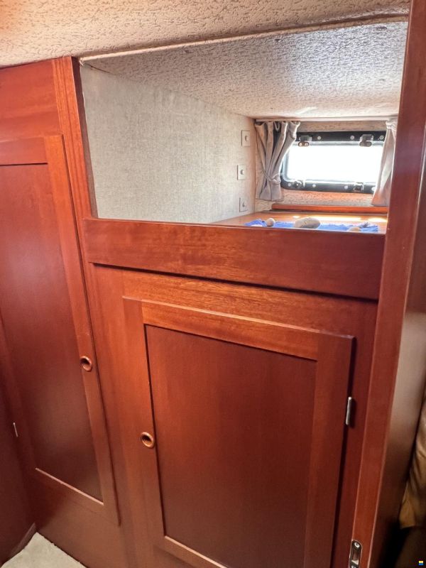 Hallberg-Rassy 38