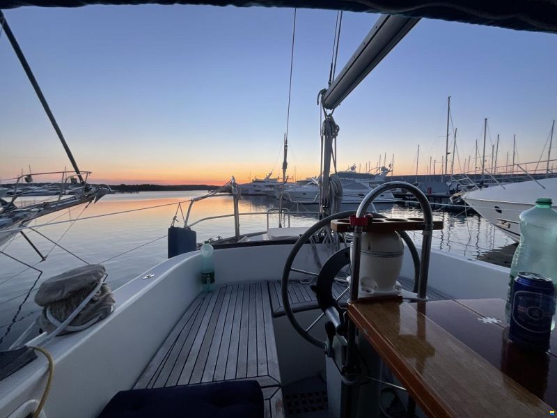 Hallberg-Rassy 38